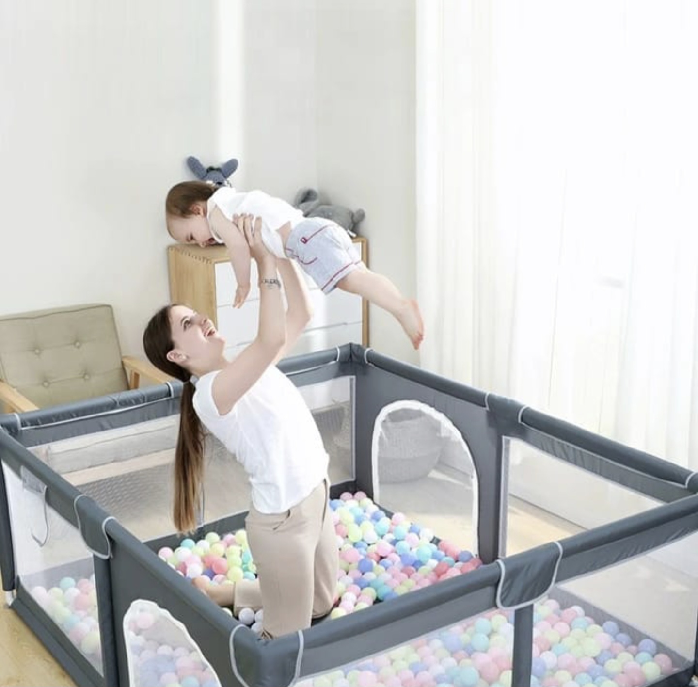 Playpen/ شوێنی یاری — 2/2